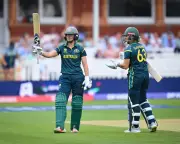 Australia crush India to reach Women's T20 World Cup semi-finals