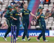 Australia Defeats Netherlands in Women's T20 World Cup; De Leede and Molineux Exchange Praise