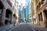 Bankers Lament Rigid In-Office Rules as Talent War Heats Up