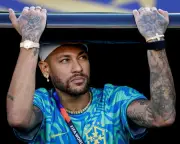 Brazil faces Scotland with low expectations and Neymar debate raging back home