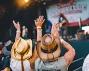 Country music boom in UK: festivals, tours, and the Southern experience
