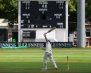 County Championship: Essex Lead at Halfway, Seven Teams in Pursuit