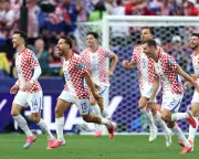 Croatia 2-1 Ghana: Vlasic's Late Header Secures Second Place in Group