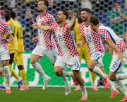 Croatia beats Ghana 2-1, both advance to World Cup knockout stage