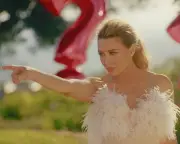Dannii Minogue hosts new dating show I Kissed a Girl