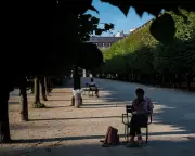 European Cities' Heat Adaptation Strategies Offer Lessons for UK