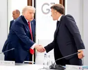 French Left Furious as Macron Hosts Trump at Versailles Dinner