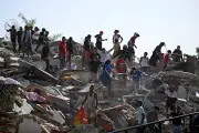 Global rescue effort for Venezuela after twin earthquakes kill 164