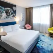 Ibis Styles Heathrow: £59 hotel review vs Uber for early flights