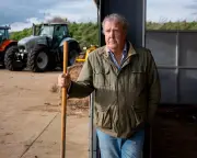 Jeremy Clarkson reveals aggressive prostate cancer diagnosis in new series