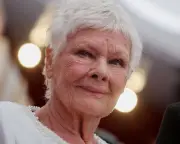 Judi Dench to Have London's Shaftesbury Theatre Renamed After Her