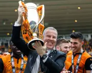 Kenny Jackett, former Watford and Wales player and manager, dies at 64