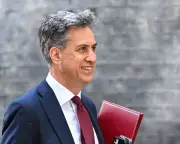Labour Deputy Leader Backs Ed Miliband as Chancellor in Burnham Government