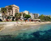 Le Mourillon: Toulon's Seaside Quarter Offers Sun and Culture