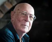 Les Mills, NZ Olympian and global fitness chain founder, dies at 91