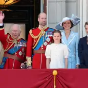 Lip reader reveals King Charles' balcony order to Charlotte and Louis
