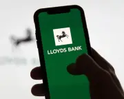 Lloyds Banking Group to hire 300 tech experts for AI development