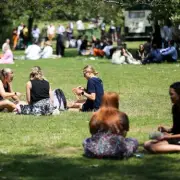 London Heat Alert: Temperatures to Hit 30C This Week