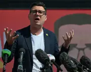 Makerfield byelection: Could Andy Burnham unseat Keir Starmer as UK PM?