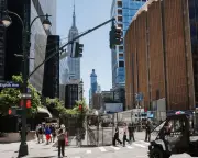 Man dies after falling from elevated position at Madison Square Garden concert