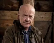 Michael Byrne, character actor in National Theatre and war films, dies at 82