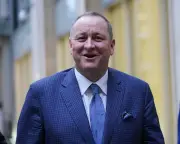 Mike Ashley's Frasers Group bids £166m for Australian shoe firm Accent