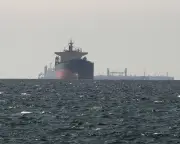 Oil Falls Below Pre-Iran War Levels as Tankers Exit Strait of Hormuz