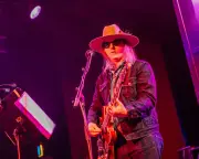 Readers defend live music gigs outside London, citing better audiences