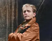 Rik Mayall: Magnificent B’Stard review – Ade Edmondson still visibly stricken