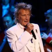 Rod Stewart cancels third concert in weeks amid health concerns