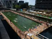 Sea Lanes Canary Wharf Opens: First Natural Water Pool in London