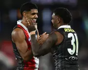 St Kilda's Indigenous stars shine in thrilling AFL win over GWS Giants