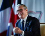 Starmer warns against 'looking backwards' to Brexit at G7 summit