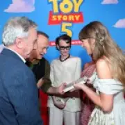 Taylor Swift's Designer Toy Story Premiere Look Costs Thousands
