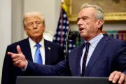 US senators urge Trump to remove anti-abortion CPCs from Moms.gov website
