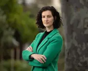 Victorian Greens adopt 'tax the rich' policy to boost housing, challenge populism