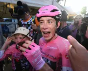 Vingegaard Wins Giro d'Italia, Completes Grand Tour Set