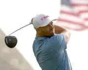 Wyndham Clark Leads US Open by Four Shots Before Darkness Halts First Round