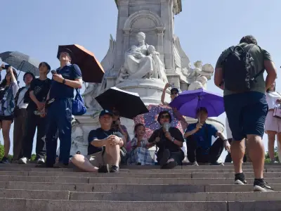 Brisk 31mph Winds Cool London Heatwave, Temperatures Drop to 27C