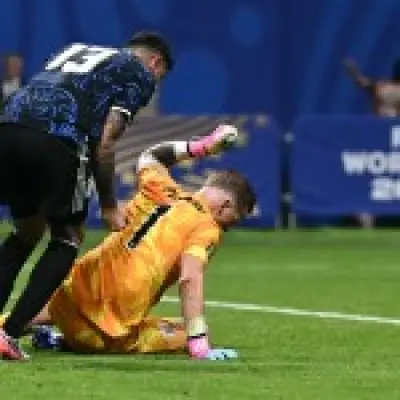Cristian Romero taunts Jordan Pickford after Argentina World Cup winner