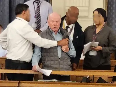 Croydon man refuses to return mic in planning dispute standoff with councillors