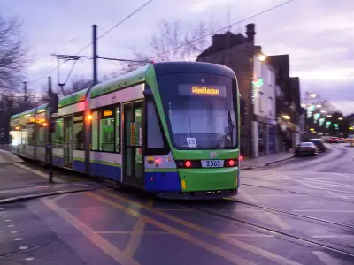 Croydon town centre tram line to close for 24 days for track renewal