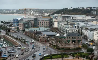 Hedge Fund Managers Relocate to Jersey as Alternative to Middle East