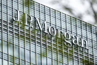 JPMorgan hires BNP Paribas dealmaker Holloway in financial sponsors push