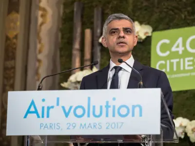 London urged to adopt Paris-style driving bans during high ozone pollution alerts