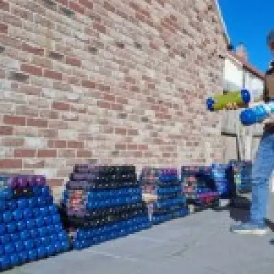 Retired teacher collects 3,500 nitrous oxide canisters in one-man litter war
