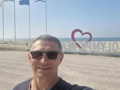 Ryanair passenger partially sucked out of window breaks silence on 'nightmare'