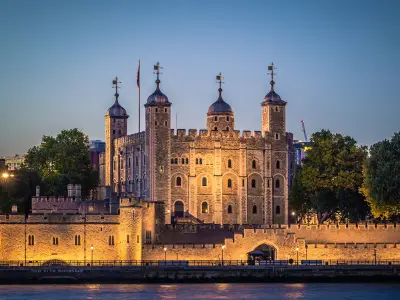 Secret free museum hidden beneath church near Tower of London
