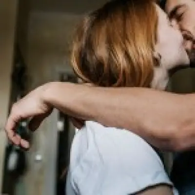 Snog Scabs: The Unwanted Souvenir From a Perfect Date