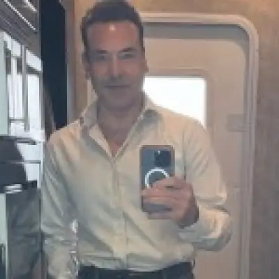 Suits star Rick Hoffman stuns fans with dramatic weight loss transformation